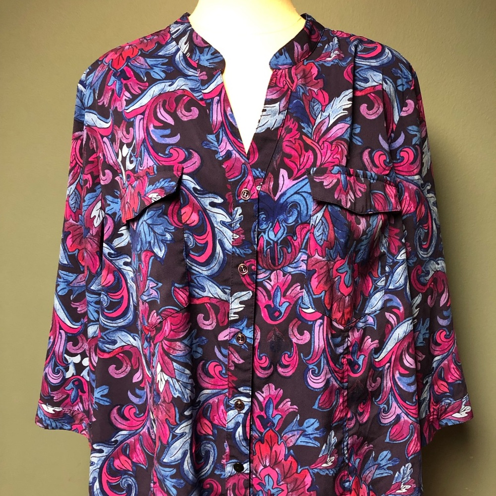 Catherine’s 1x button down blouse
